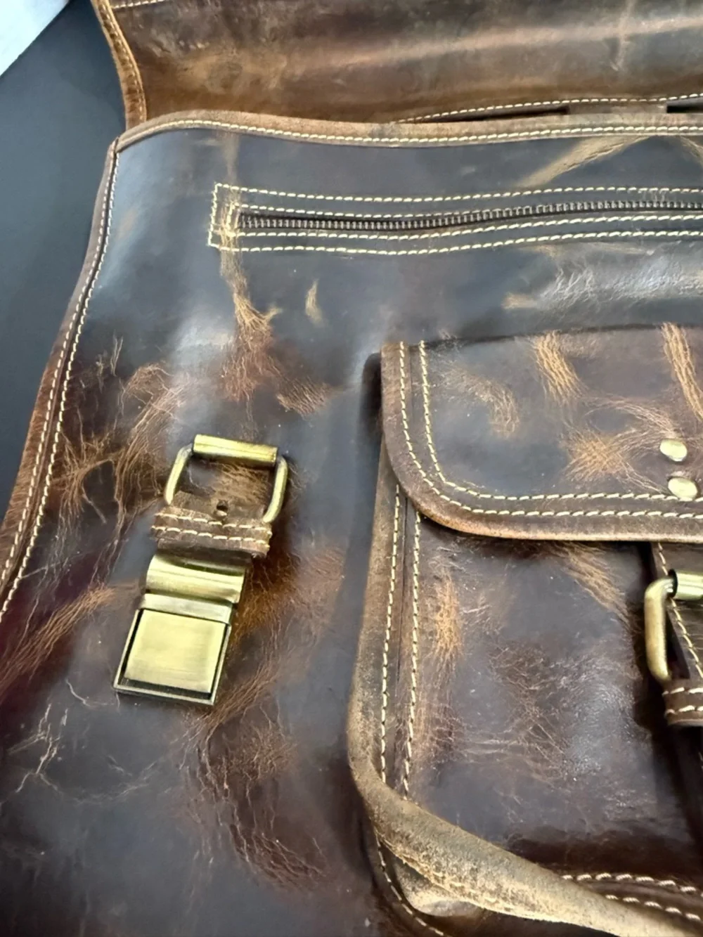 MT Distressed Brown Leather Messenger Bag Briefcase Laptop Satchel Unisex